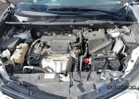 2016 Toyota Rav4 Le z USA, uszkodzony, nr VIN JTMBFREV1GD185758